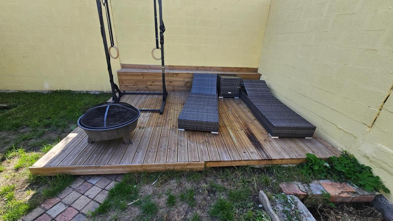 Bed To Rent - Maison Calme Avec Jacuzzi Sous Supplement Bordéus Exterior foto