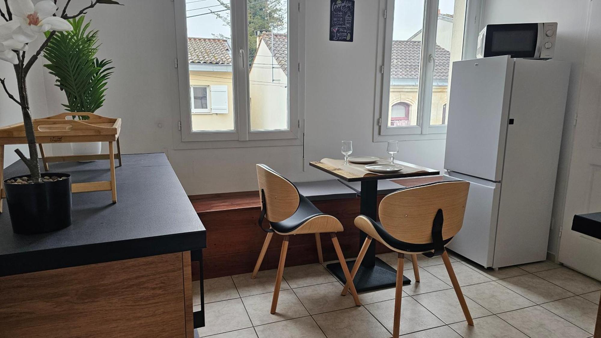 Bed To Rent - Maison Calme Avec Jacuzzi Sous Supplement Bordéus Exterior foto