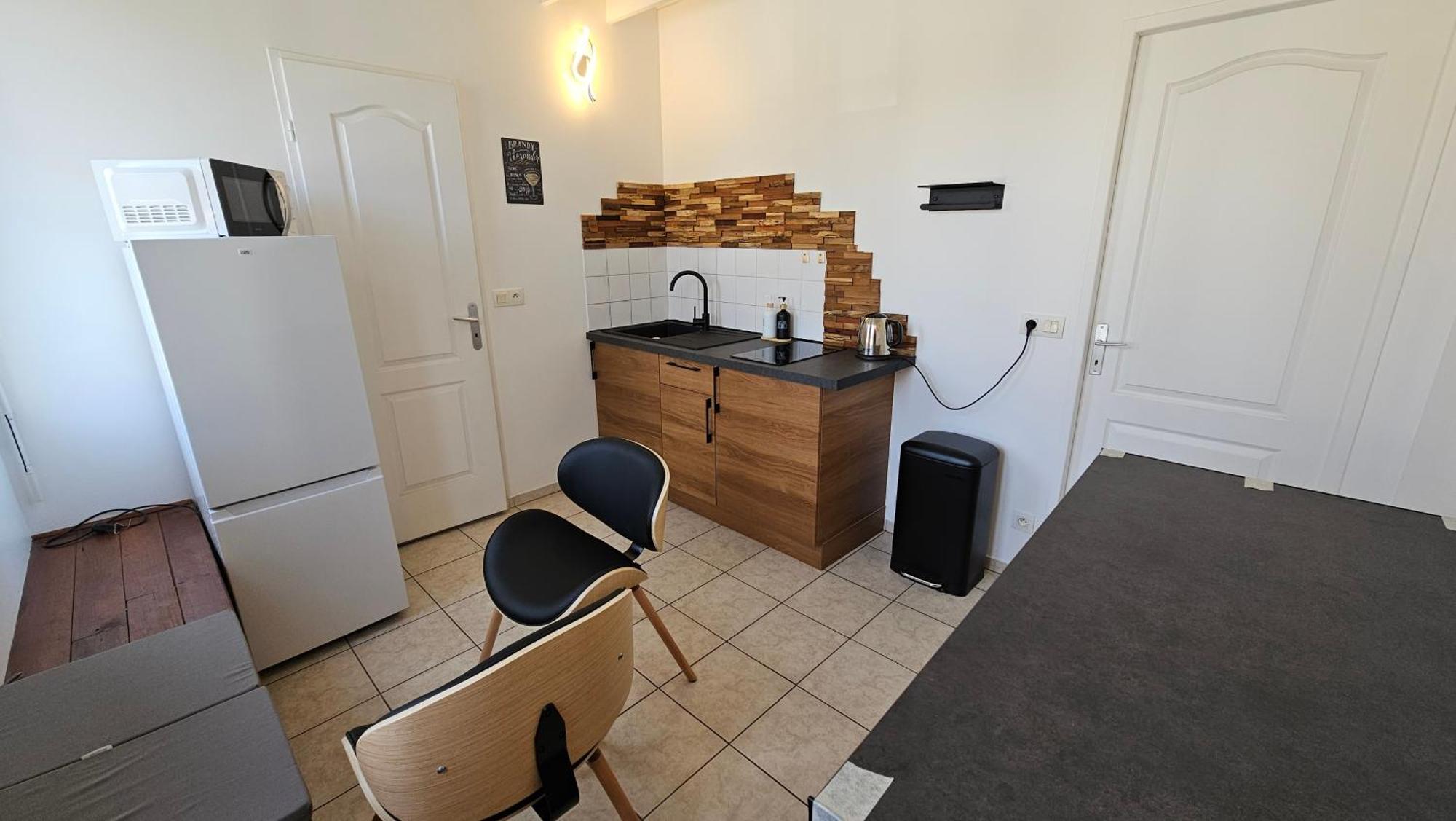 Bed To Rent - Maison Calme Avec Jacuzzi Sous Supplement Bordéus Exterior foto