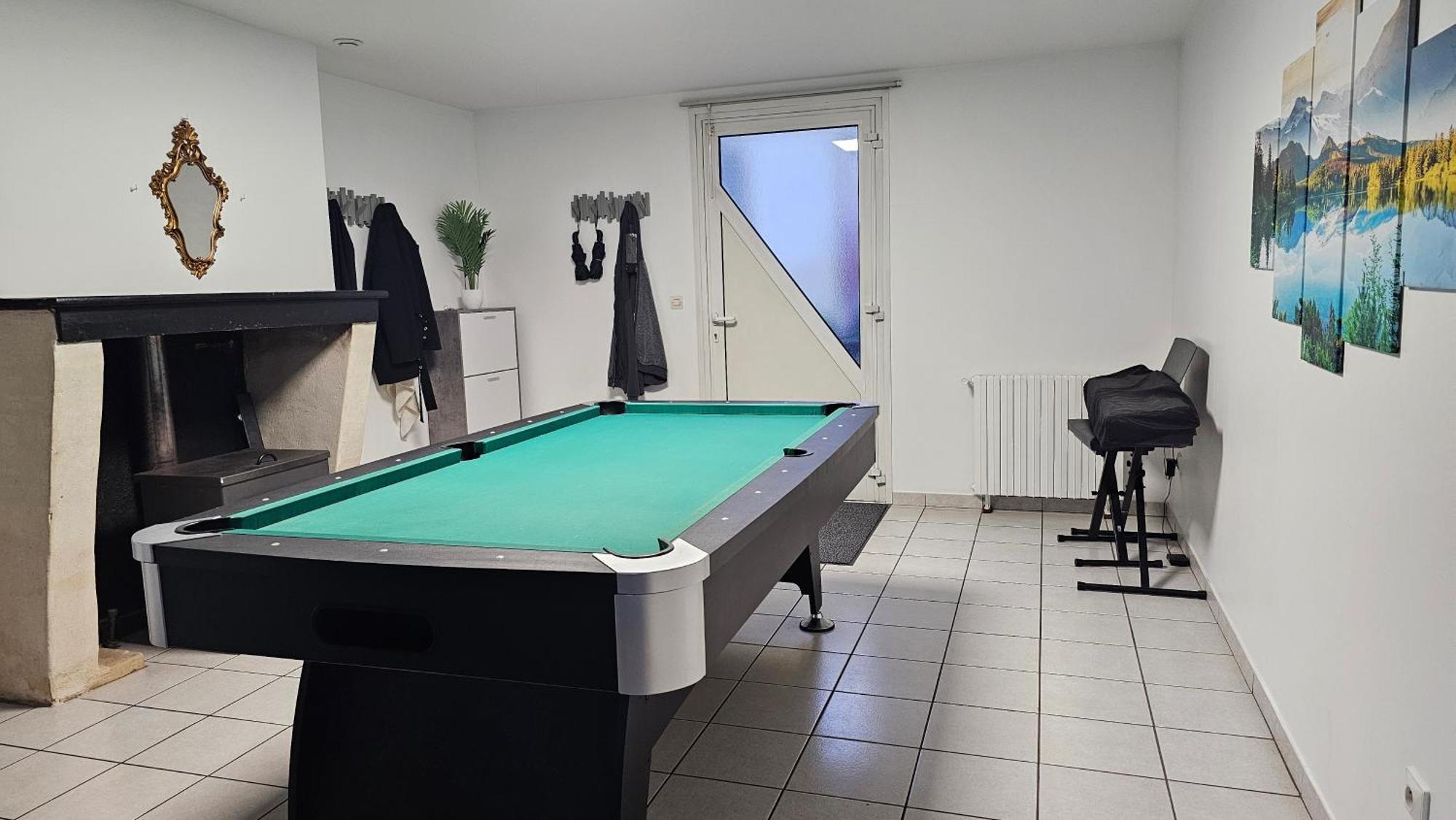 Bed To Rent - Maison Calme Avec Jacuzzi Sous Supplement Bordéus Exterior foto