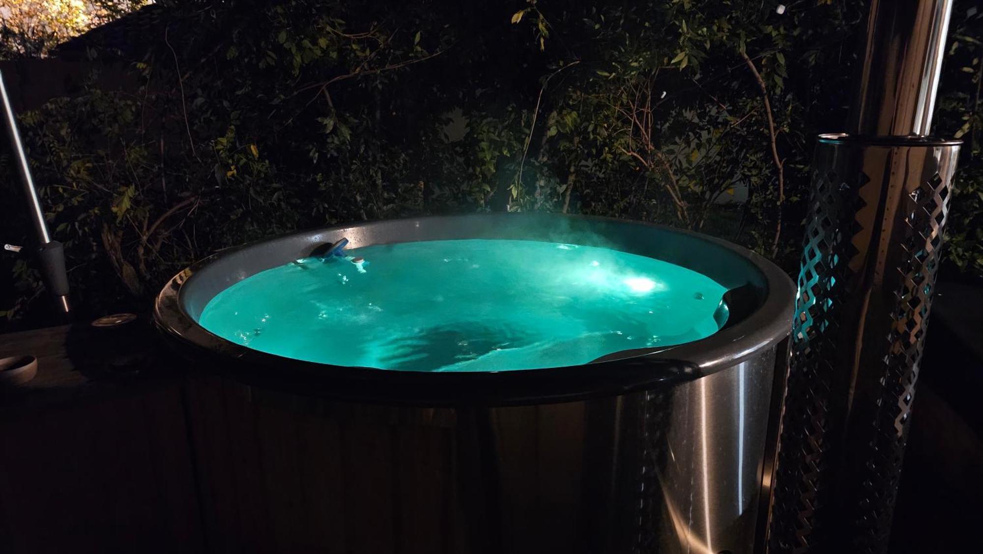 Bed To Rent - Maison Calme Avec Jacuzzi Sous Supplement Bordéus Exterior foto